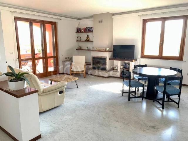 Appartamento in in affitto da privato a Briona via Nazionale, 42, giardino, terrazzo, da privato TrovaCasa