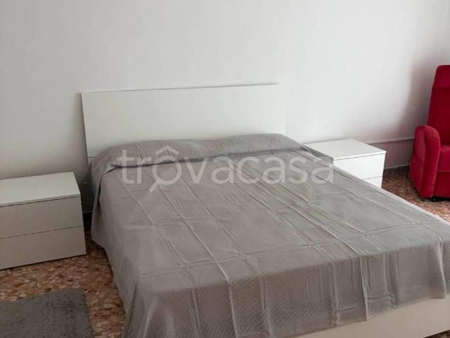 Appartamento in in affitto da privato a Brindisi via Giuseppe Di Vittorio, 15, arredato, da privato, ristrutturato TrovaCasa