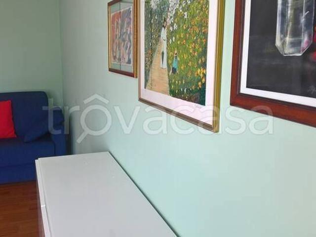Appartamento in in affitto da privato a Buccinasco via Giuseppe Garibaldi, 8, da privato, riscaldamento autonomo, lavatrice TrovaCasa