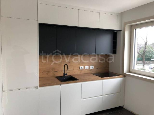 Appartamento in in affitto da privato a Gorizia via Duca d'Aosta, 178, arredato, box, da privato TrovaCasa