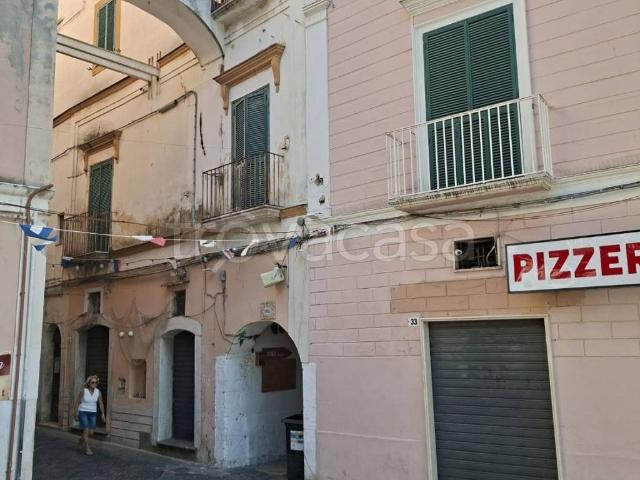 Appartamento in in affitto da privato a Gaeta piazza della Libertà, 33, da privato, lavatrice, frigorifero TrovaCasa