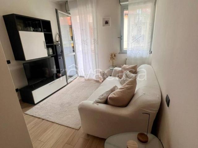 Appartamento in in affitto da privato a Gallarate via Felice Cavallotti, 3, arredato, box, da privato TrovaCasa