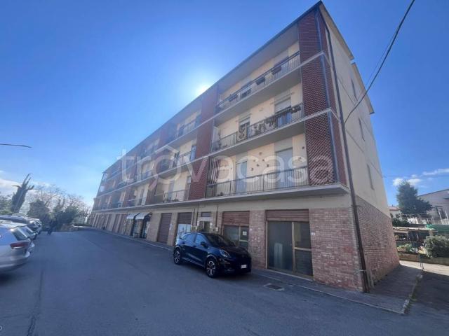 Appartamento in in affitto da privato a Gambassi Terme via Giacomo Matteotti, 16, giardino, box, da privato TrovaCasa