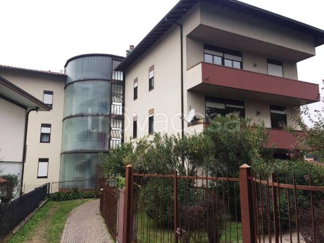 Appartamento in in affitto da privato a Gemonio via dei Motti, 25, giardino, terrazzo, da privato TrovaCasa