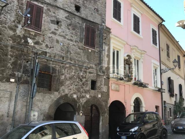 Appartamento in in affitto da privato a Genazzano via del Borgo, 2, arredato, da privato, centrale TrovaCasa