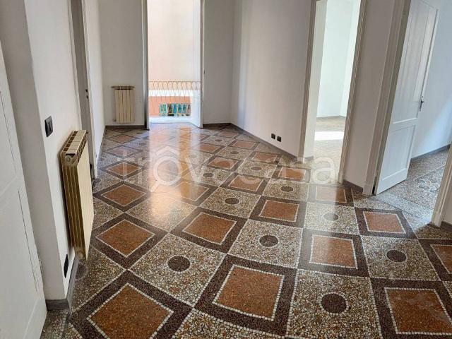 Appartamento in in affitto da privato a Genova, da privato, riscaldamento autonomo, ristrutturato TrovaCasa