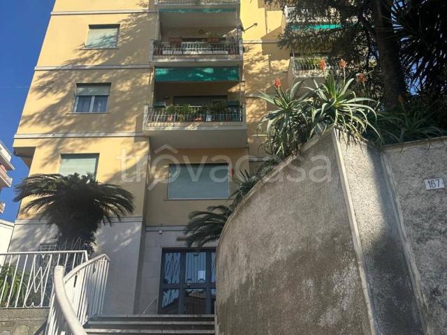 Appartamento in in affitto da privato a Genova via Angelo Carrara, 167, da privato, riscaldamento autonomo, balcone TrovaCasa