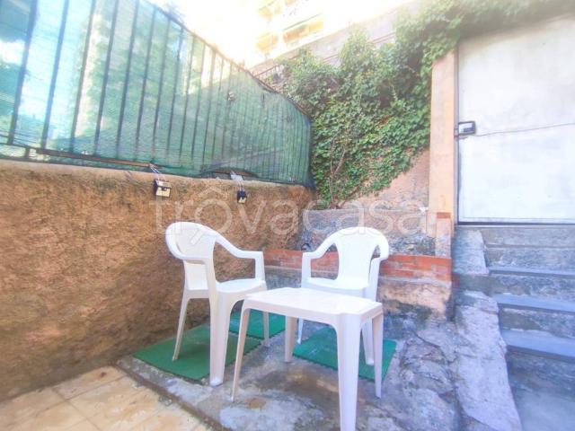 Appartamento in in affitto da privato a Genova via del Capriolo, 8, giardino, da privato, lavatrice TrovaCasa