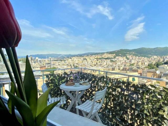 Appartamento in in affitto da privato a Genova via Montallegro, 32A, arredato, da privato, ascensore TrovaCasa