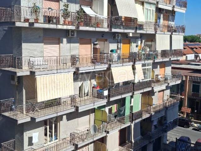 Appartamento in in affitto da privato a Giugliano in Campania via Fratelli Maristi, 49, posto auto, da privato, riscaldamento autonomo TrovaCasa