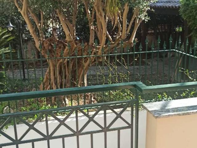 Appartamento in in affitto da privato a Giugliano in Campania via Signorelle a Patria, 70, giardino privato, posto auto, box TrovaCasa