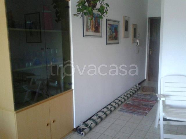 Appartamento in in affitto da privato a Giardini Naxos via Nixa, 2, giardino, da privato, balcone TrovaCasa