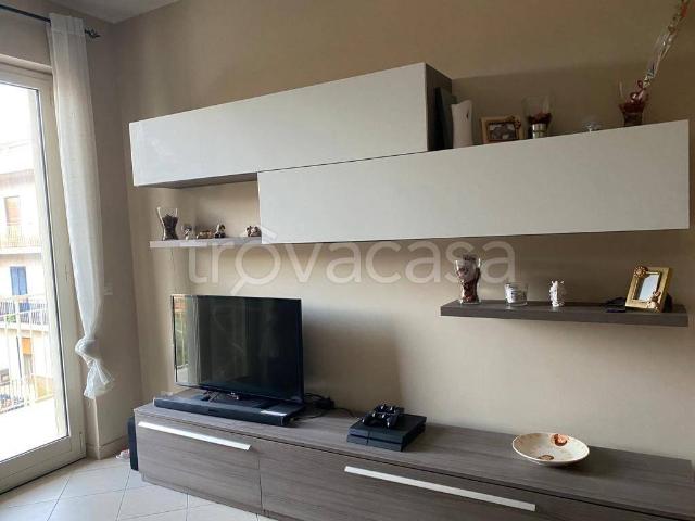 Appartamento in in affitto da privato a Gravina di Catania via Vincenzo Muccioli, 33, non arredato/vuoto, box, da privato TrovaCasa