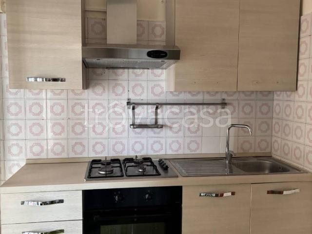 Appartamento in in affitto da privato a Gravina di Catania via Luigi Sturzo, 32, box, da privato, luminoso TrovaCasa