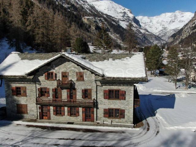 Appartamento in in affitto da privato a Gressoney Saint Jean strada Castello Savoia, 32, da privato TrovaCasa