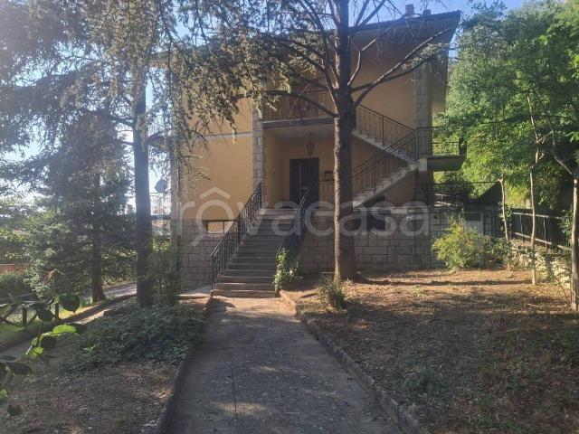 Appartamento in in affitto da privato a Grizzana Morandi via Castello, 119B, giardino privato, posto auto, box TrovaCasa
