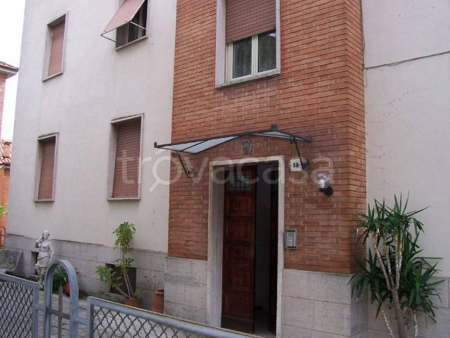 Appartamento in in affitto da privato a Gubbio viale della Rimembranza, 44, da privato, ristrutturato, ripostiglio TrovaCasa