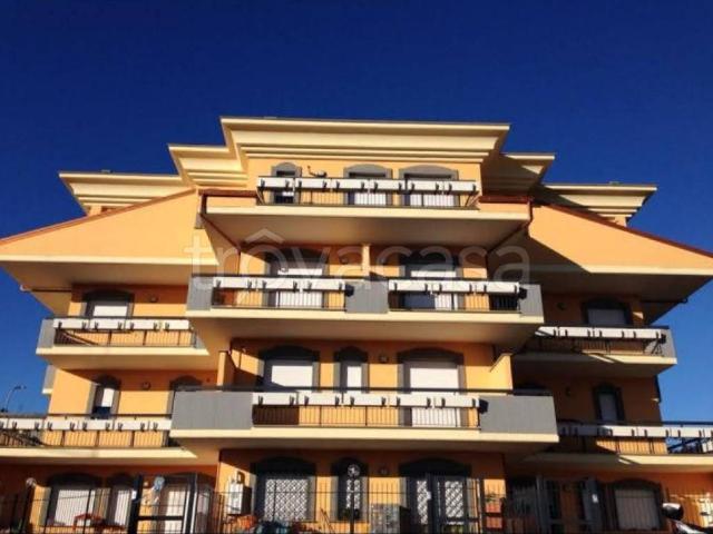 Appartamento in in affitto da privato a Guidonia Montecelio via Gian Lorenzo Bernini, 36/c, terrazzo, da privato, angolo cottura TrovaCasa