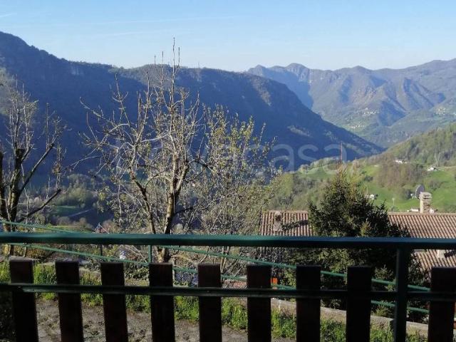 Appartamento in in affitto da privato a Dossena via Orobica, 10, da privato, centrale TrovaCasa