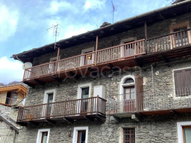 Appartamento in in affitto da privato a Etroubles rue Albert Deffeyes, 5, arredato, da privato, doppi servizi TrovaCasa