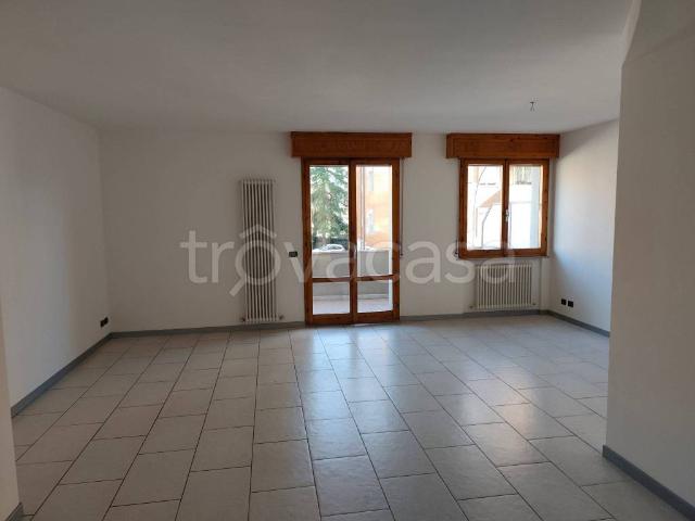 Appartamento in in affitto da privato a Forlì via Francesco la Greca, arredato, box, terrazzo TrovaCasa