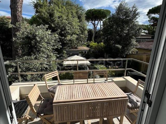 Appartamento in in affitto da privato a Forte dei Marmi viale Ammiraglio Morin, 55, terrazzo, da privato, ristrutturato TrovaCasa
