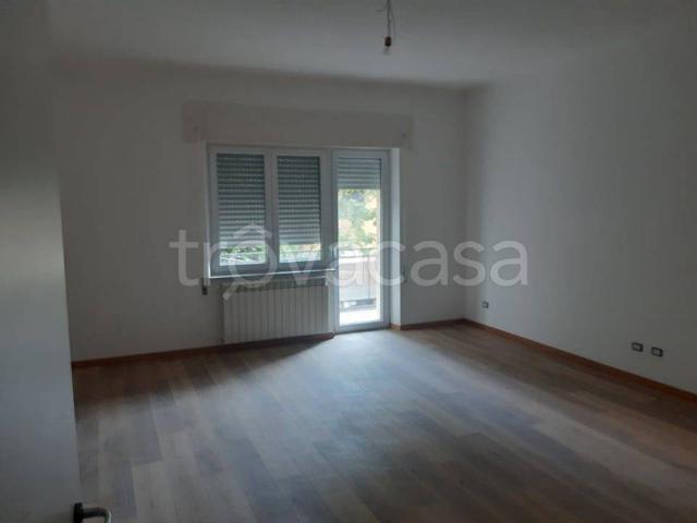 Appartamento in in affitto da privato a Fabrica di Roma via Roma, 41, terrazzo, da privato, ristrutturato TrovaCasa