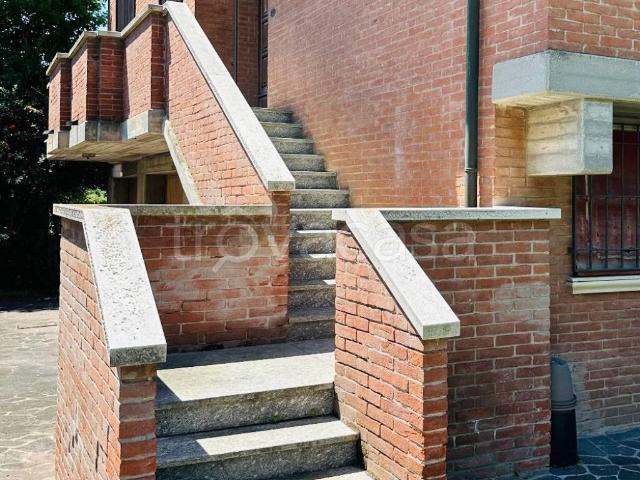 Appartamento in in affitto da privato a Ferrara via dei Tulipani, arredato, da privato, balcone TrovaCasa