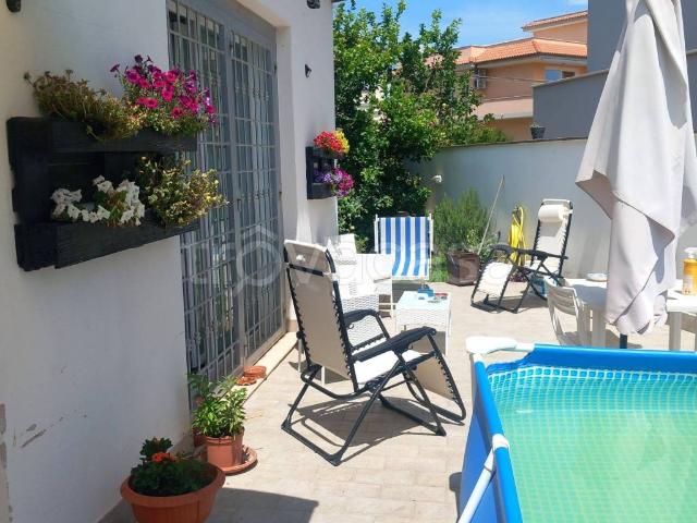 Appartamento in in affitto da privato a Fiumicino via Ippolito Salviani, 15, giardino, da privato TrovaCasa