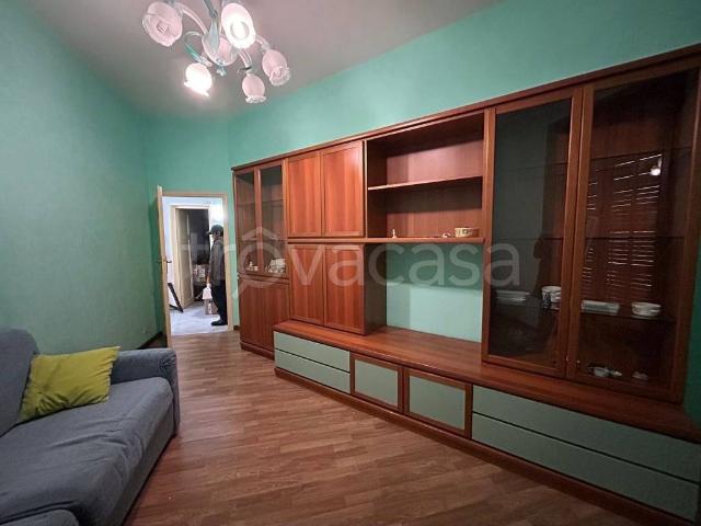 Appartamento in in affitto da privato a Firenze via del Ponte di Mezzo, 25, da privato, balcone, bagno finestrato TrovaCasa