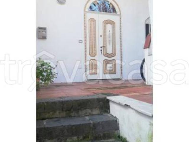 Appartamento in in affitto da privato a Ischia corso Vittoria Colonna, 43, giardino, da privato, cucina abitabile TrovaCasa