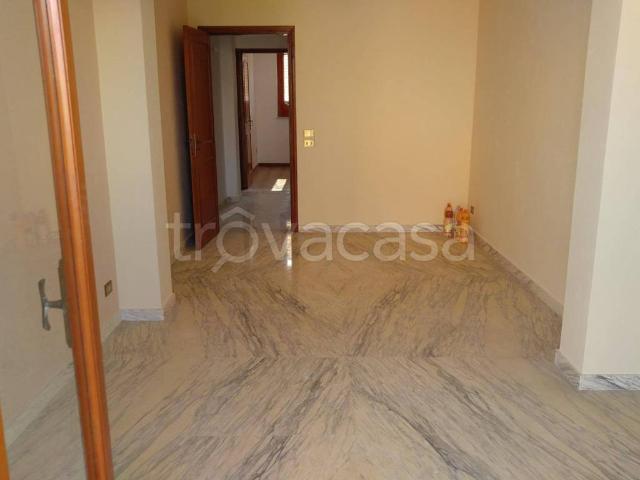 Appartamento in in affitto da privato a Ispica via San Biagio, 9, da privato, ultimo piano, ristrutturato TrovaCasa