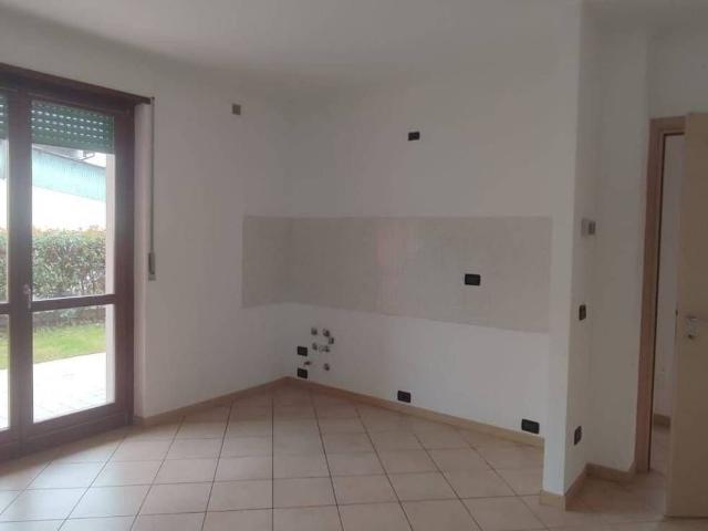 Appartamento in in affitto da privato a Oppeano via dell'Osteria, 12, non arredato/vuoto, giardino privato, box TrovaCasa