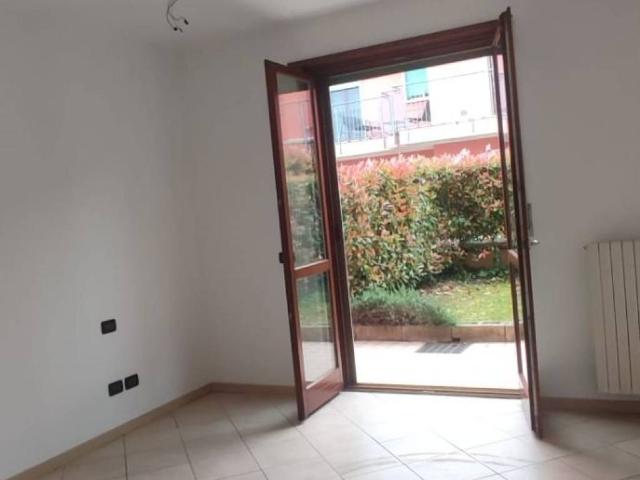 Appartamento in in affitto da privato a Oppeano via Spinetti, snc, non arredato/vuoto, giardino privato, box TrovaCasa