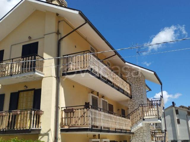 Appartamento in in affitto da privato a Ovindoli via Osvaldo Moretti, 102, giardino, da privato, riscaldamento autonomo TrovaCasa