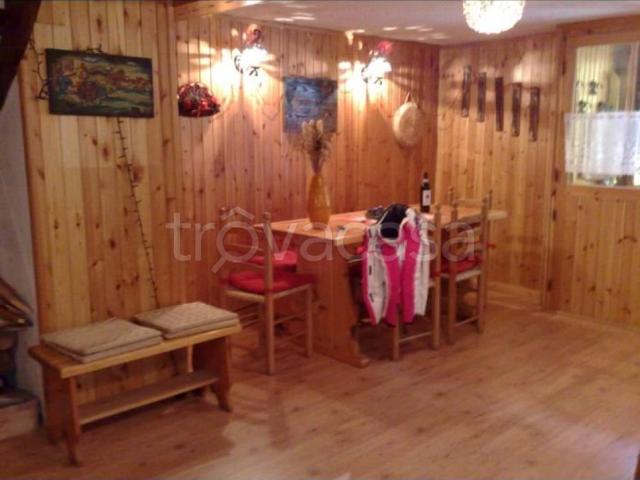 Appartamento in in affitto da privato a Ovindoli via del Ceraso, da privato, caminetto, doppia esposizione TrovaCasa