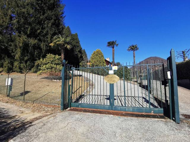 Appartamento in in affitto da privato a Lavena Ponte Tresa via Salita al Fano, 3, da privato, vista lago, ristrutturato TrovaCasa
