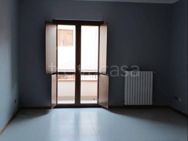Appartamento in in affitto da privato a Lacedonia corso Augustale, 36, da privato, riscaldamento autonomo, ristrutturato TrovaCasa