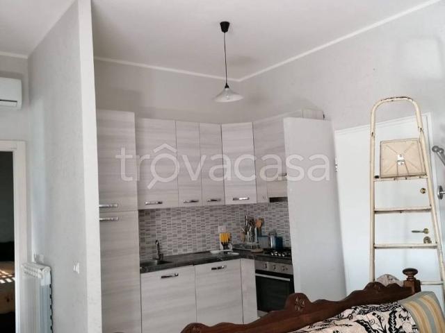 Appartamento in in affitto da privato a Ladispoli via Trieste, 22, da privato, vista mare, ascensore TrovaCasa