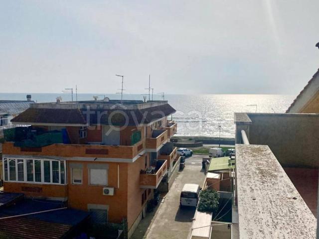Appartamento in in affitto da privato a Ladispoli via dei Gabbiani, 24, da privato, vista mare, senza ascensore TrovaCasa