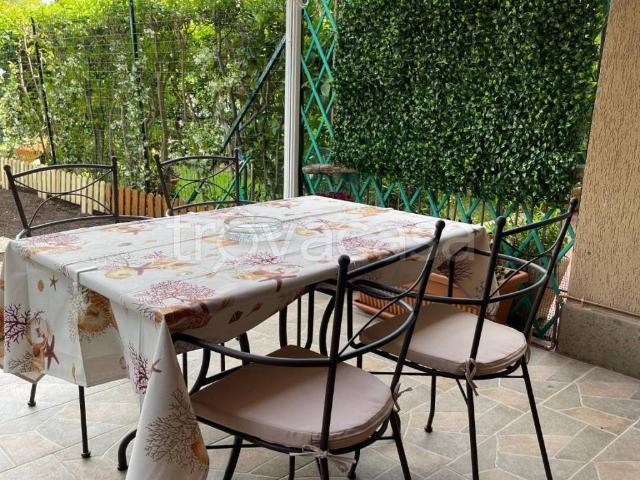 Appartamento in in affitto da privato a Ladispoli via delle Naiadi, 4, da privato, ristrutturato, piscina TrovaCasa