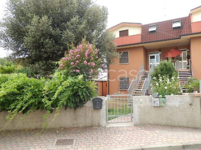 Appartamento in in affitto da privato a Lagosanto strada Curole, 2, da privato, centrale TrovaCasa