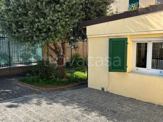 Appartamento in in affitto da privato a Laigueglia via Vincenzo Maglione, 19, giardino privato, da privato, cucina a vista TrovaCasa