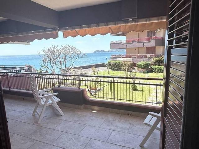 Appartamento in in affitto da privato a Letojanni via Contrada Silemi, arredato, da privato, vista mare TrovaCasa