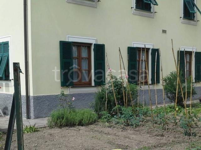 Appartamento in in affitto da privato a Levanto località Le Ghiare, 14, arredato, giardino, da privato TrovaCasa