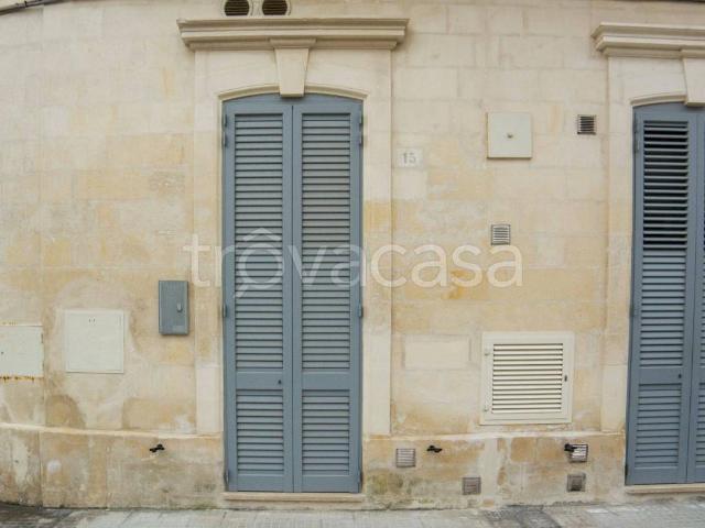 Appartamento in in affitto da privato a Lecce via Duca d'Aosta, 44, arredato, box, da privato TrovaCasa
