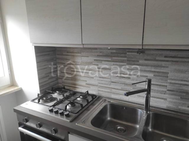 Appartamento in in affitto da privato a Lecce via Pietro Vincenti, 12, da privato, centrale, luminoso TrovaCasa