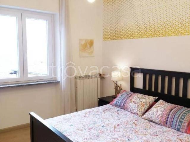 Appartamento in in affitto da privato a Luino vicolo del Prati, 23, arredato, da privato, vista lago TrovaCasa