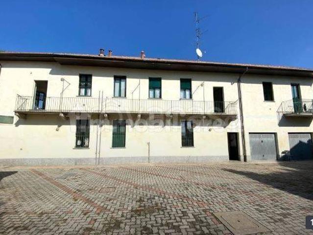 Appartamento in in affitto da privato a Marnate via Guglielmo Marconi, 85, posto auto, da privato, parzialmente arredato TrovaCasa