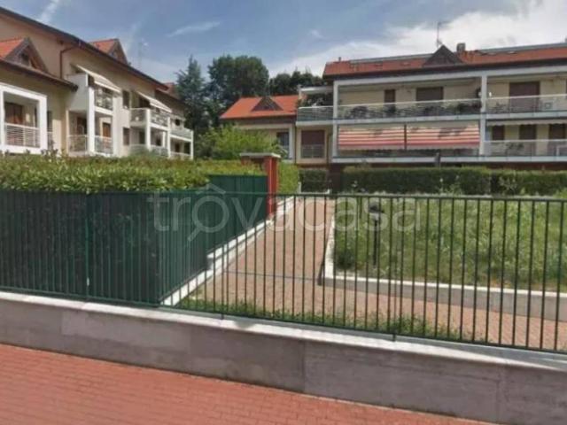 Appartamento in in affitto da privato a Marnate via Luigi Morelli, 151, arredato, posto auto, box TrovaCasa